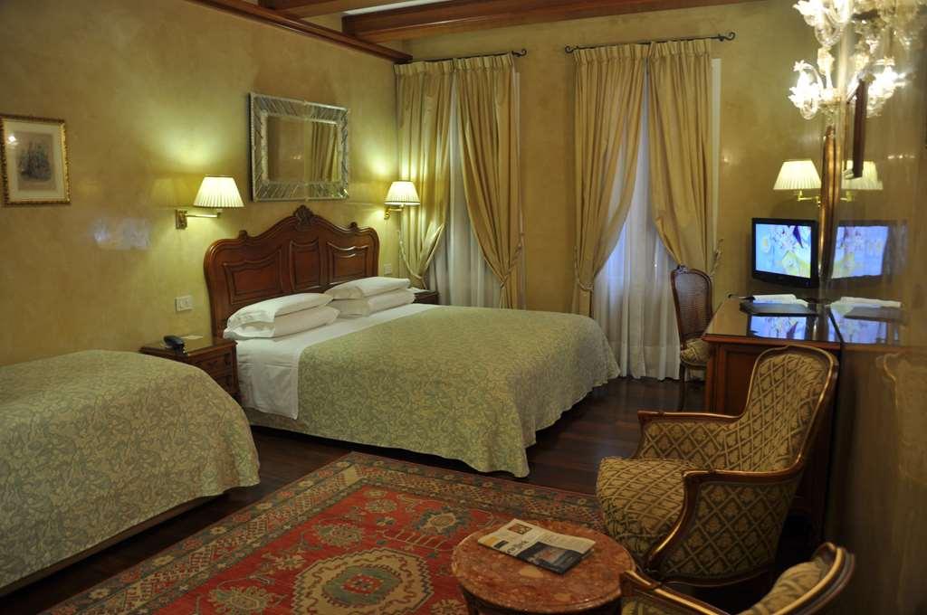 Hotel Bisanzio Βενετία Δωμάτιο φωτογραφία